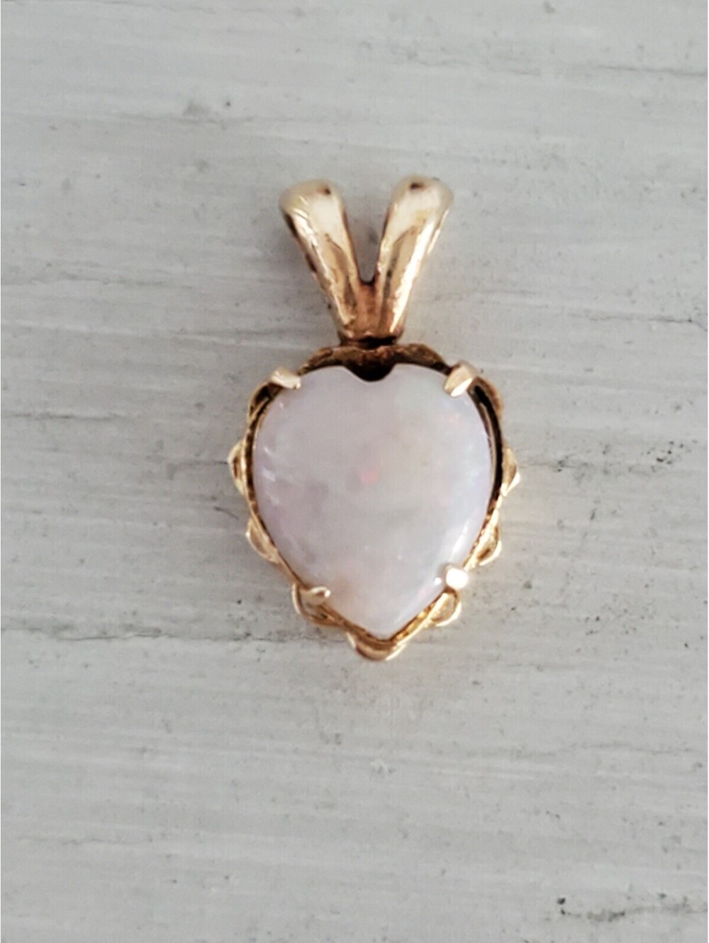 Vintage 10K Gold Opal Heart Pendant